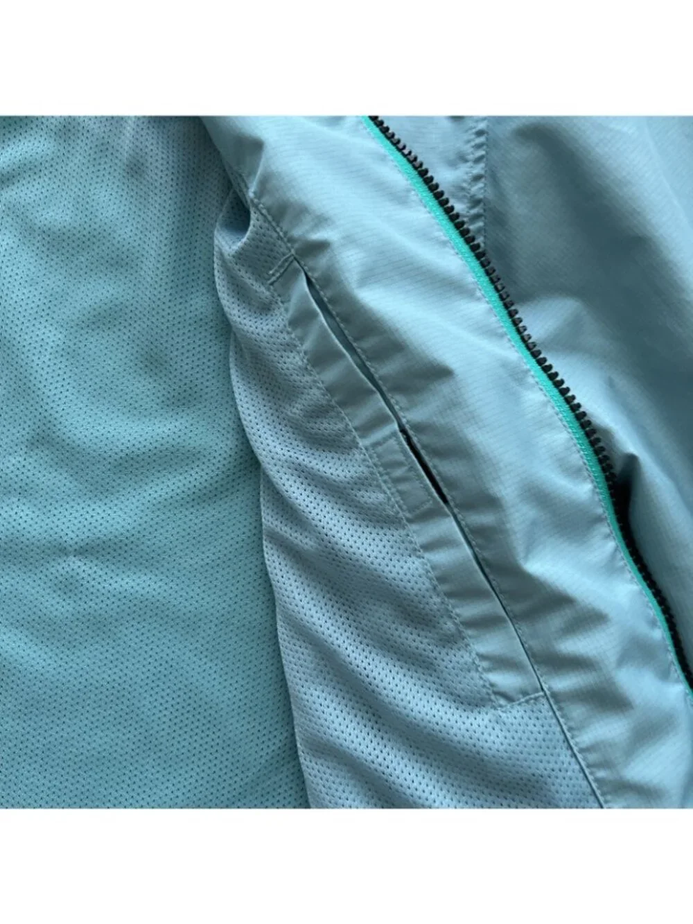 True Religion Windbreaker Jacket Mens M Teal Blue Green Full Zip Hooded
